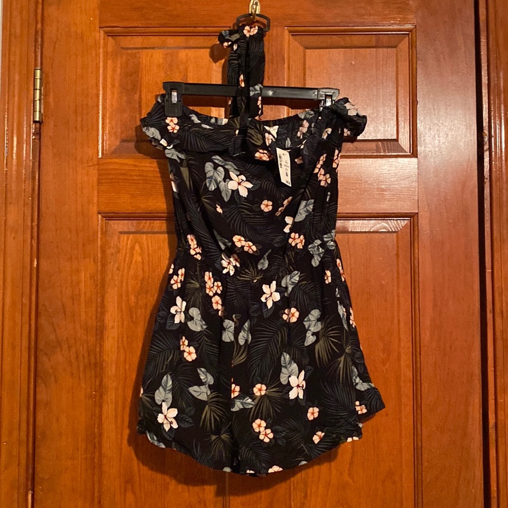 Aeropostale Black Floral Halter Top Tie Romper